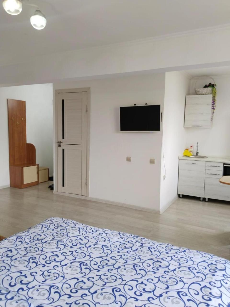 Светлая Квартира Для Гостей Kyzylorda Room photo